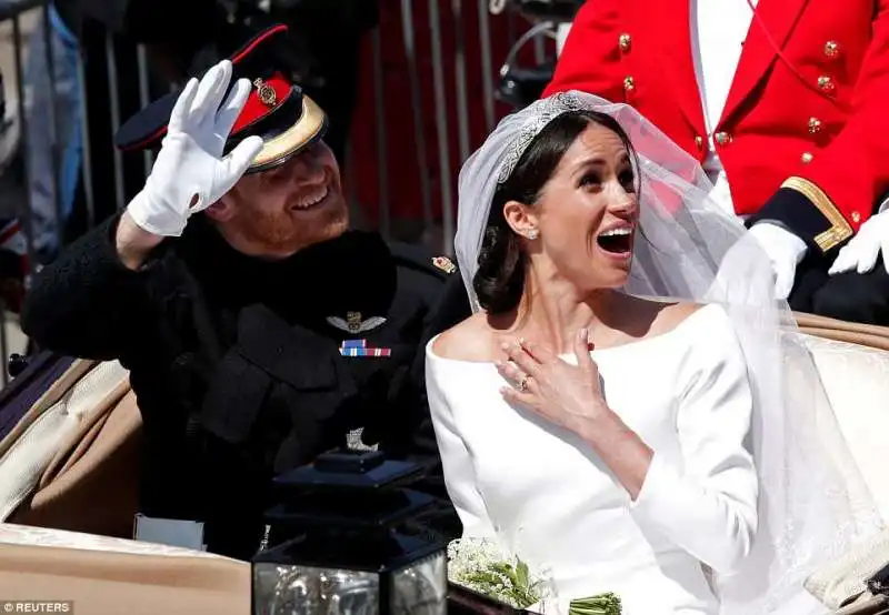 harry e meghan dopo la cerimonia nuziale  4