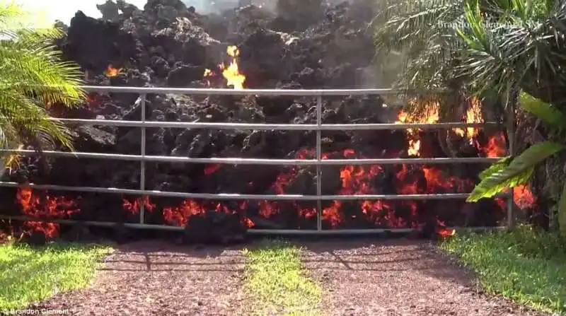 hawaii   muro di lava 11