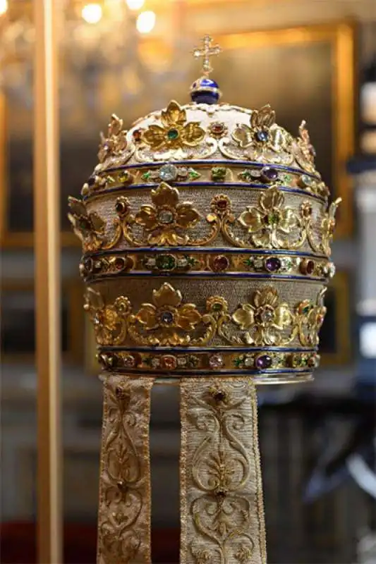 la tiara di pio ix