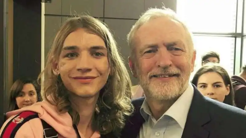 lily madigan funzionaria transgender con CorbinJPG