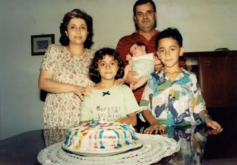 LUIGI DI MAIO IN FAMIGLIA