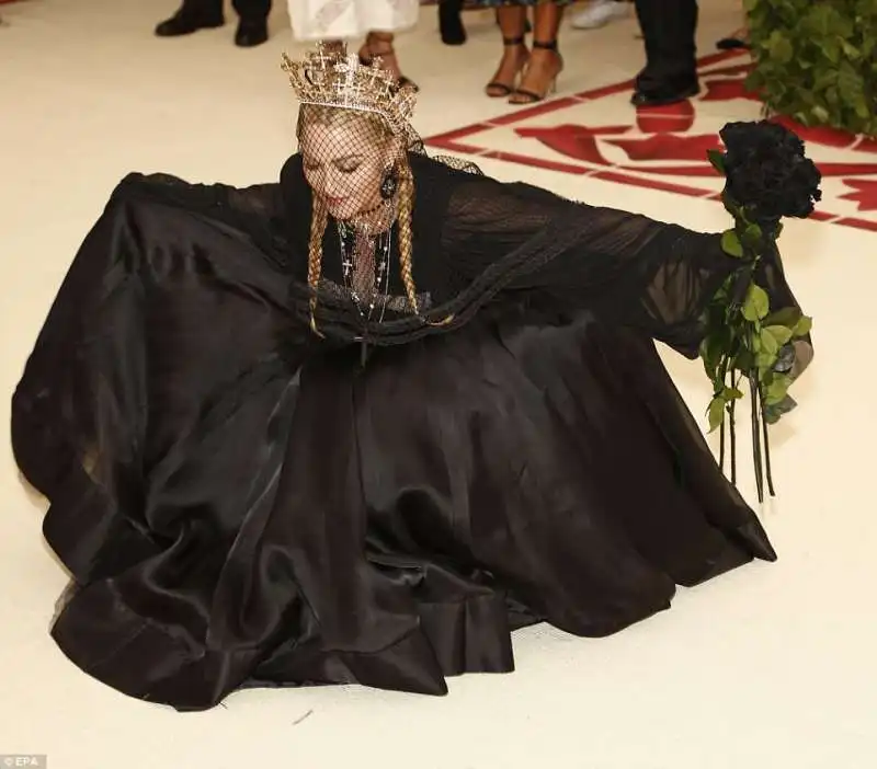 met gala 2018   madonna 1