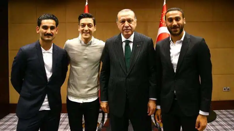 ozil gundogan erdogan