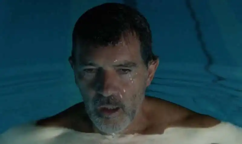 antonio banderas in 'dolor y gloria' 7