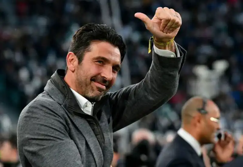 buffon allo stadium per barzagli