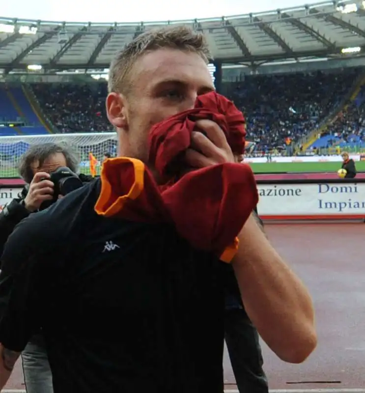 daniele de rossi foto mezzelani gmt 65