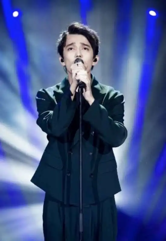 dimash kudaibergen 4