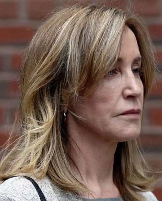 felicity huffman  1