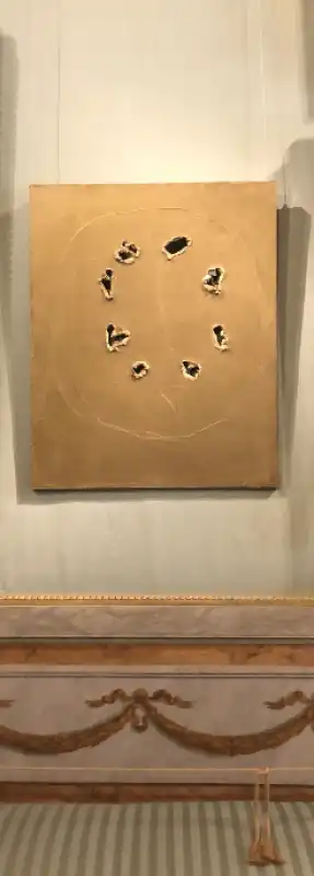 galleria borghese lucio fontana 23