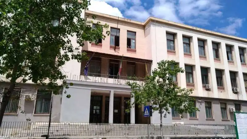 istituto tecnico industriale vittorio emanuele iii palermo