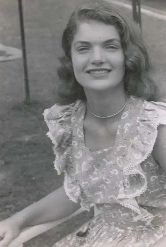 jacqueline kennedy nel 1945