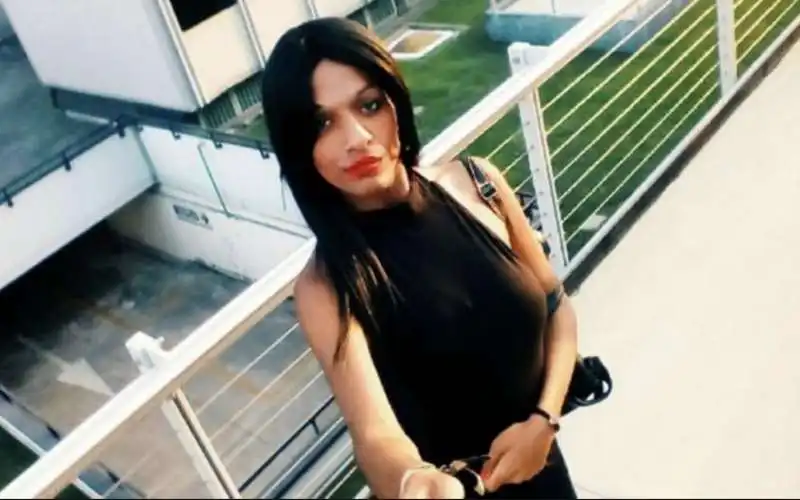 la trans guendalina rodriguez 12