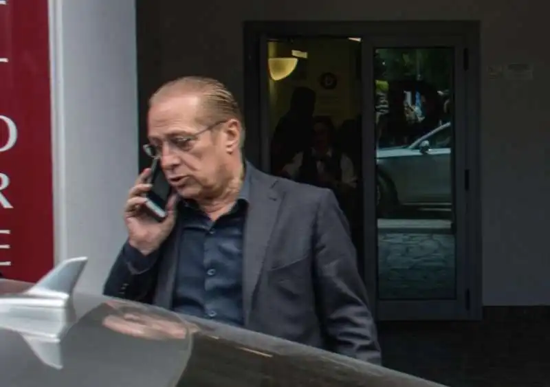 PAOLO BERLUSCONI VISITA IL FRATELLO SILVIO AL SAN RAFFAELE