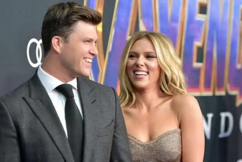 scarlett johansson e colin jost  17