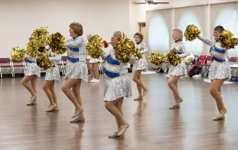 sun city poms 7