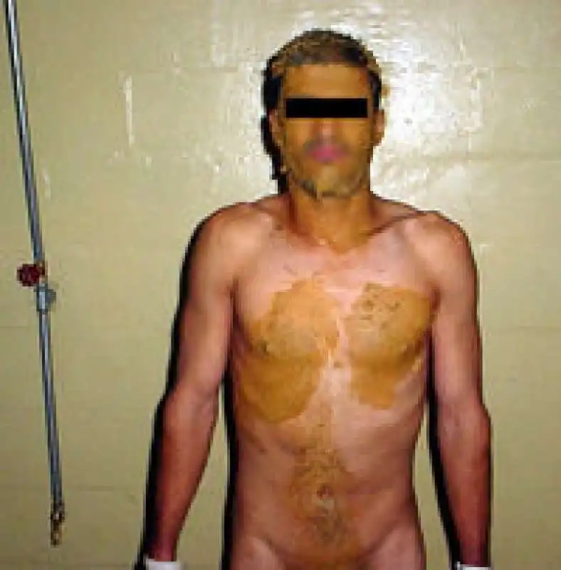 torture nel carcere di abu ghraib 1