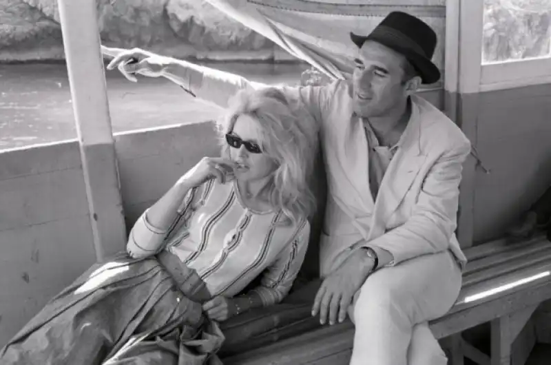 brigitte bardot e michel piccoli   il disprezzo di godard  3