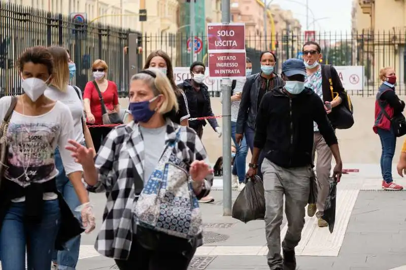 coronavirus, la riapertura del 18 maggio a roma 33