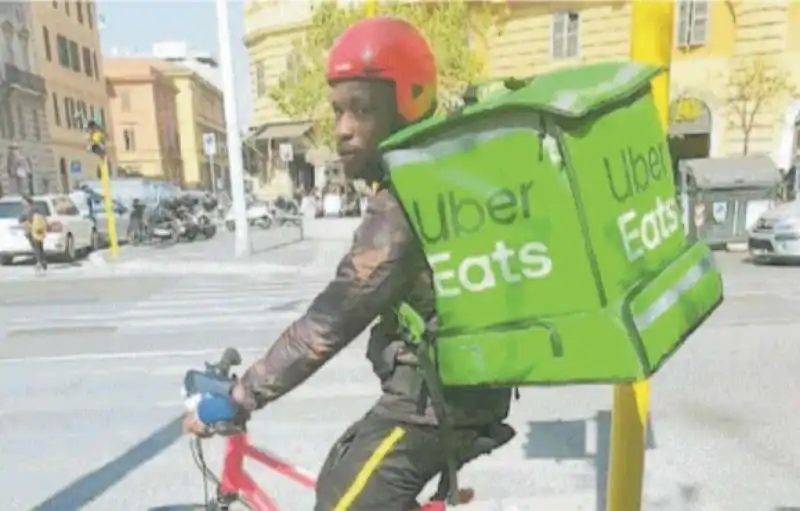 DANIEL IBRAHM - RIDER DI UBER EATS