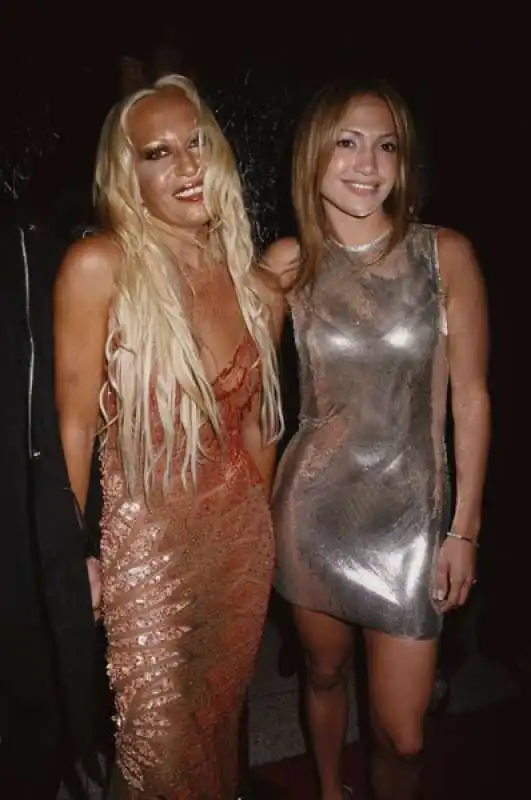 donatella versace jennifer lopez   1999