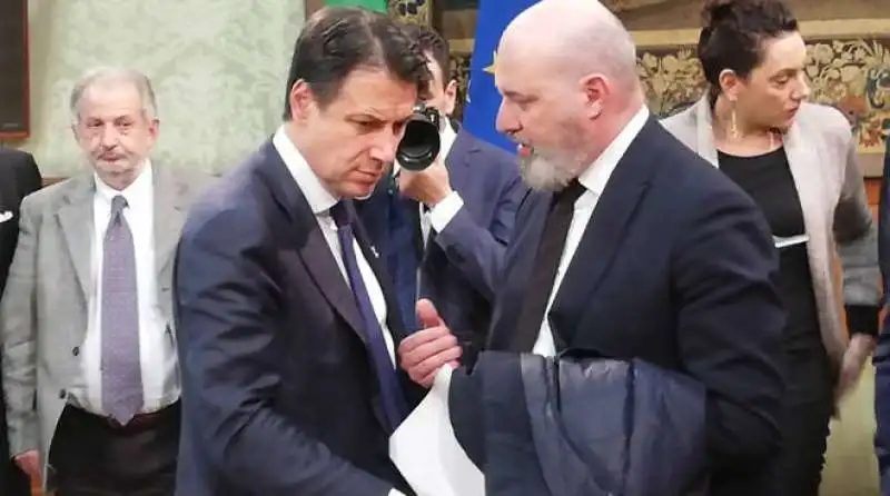 GIUSEPPE CONTE STEFANO BONACCINI