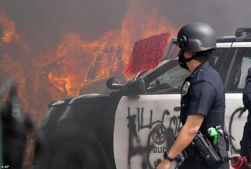 stati uniti   proteste in strada dopo la morte di george floyd  11