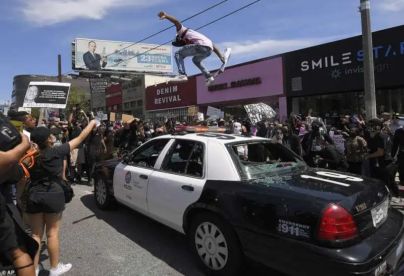 stati uniti   proteste in strada dopo la morte di george floyd  3