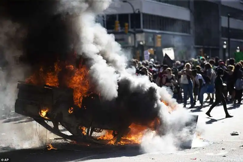 stati uniti   proteste in strada dopo la morte di george floyd  34