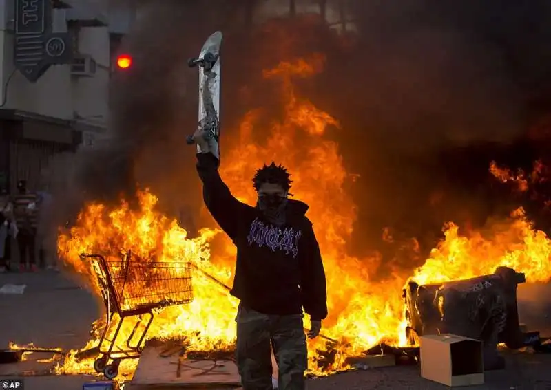 stati uniti   proteste in strada dopo la morte di george floyd  35