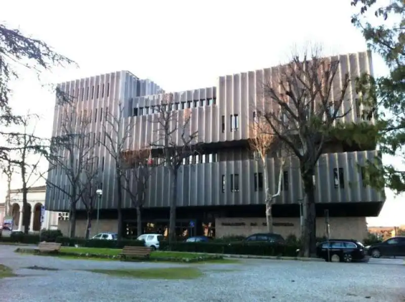 TRIBUNALE DI SIENA