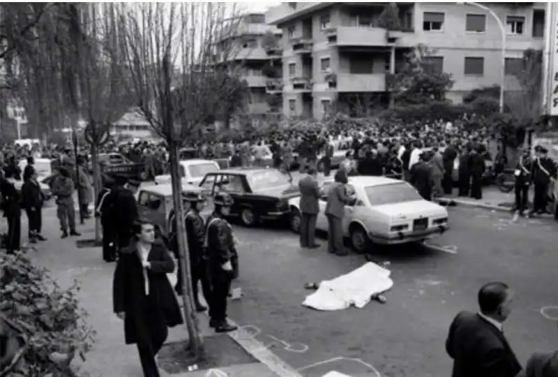 22   rapimento di aldo moro   16 marzo 1978   ph barillari 