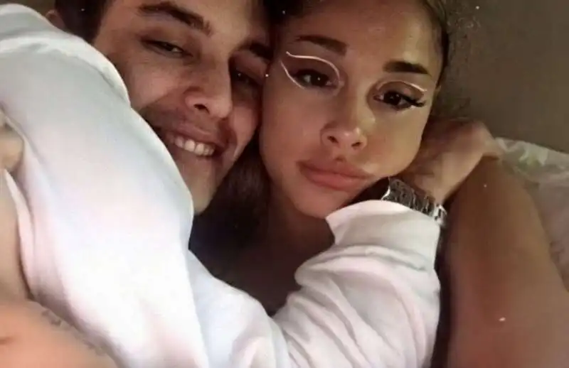 ariana grande e dalton gomez 10