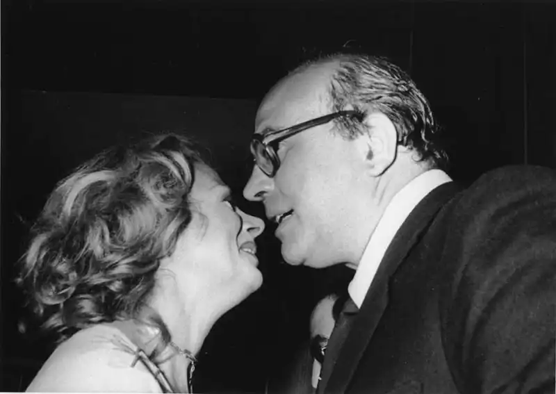 bettino craxi e sandra milo 2