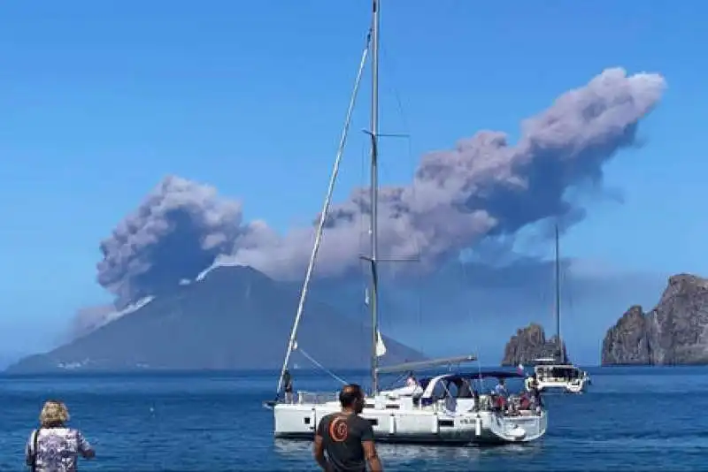 eruzione stromboli 10