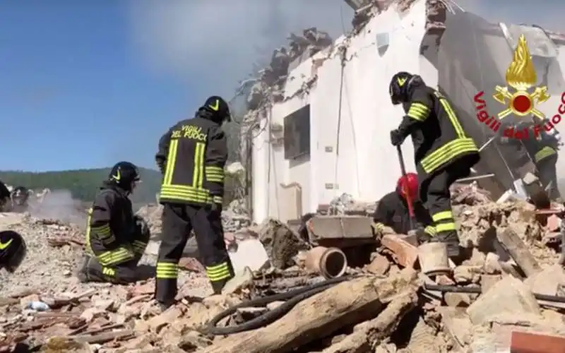 esplosione abitazione greve in chianti 10