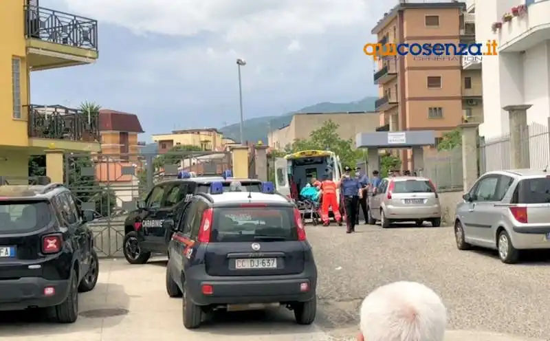 figlio uccide madre cosenza 2