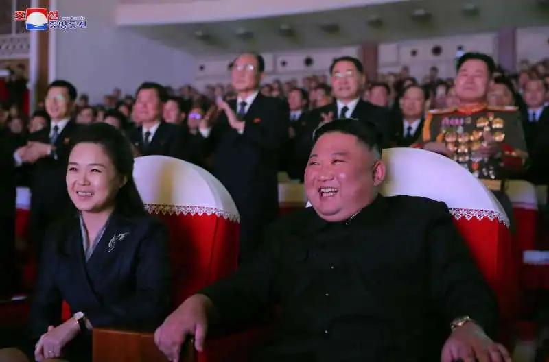 kim jong un e la moglie 1