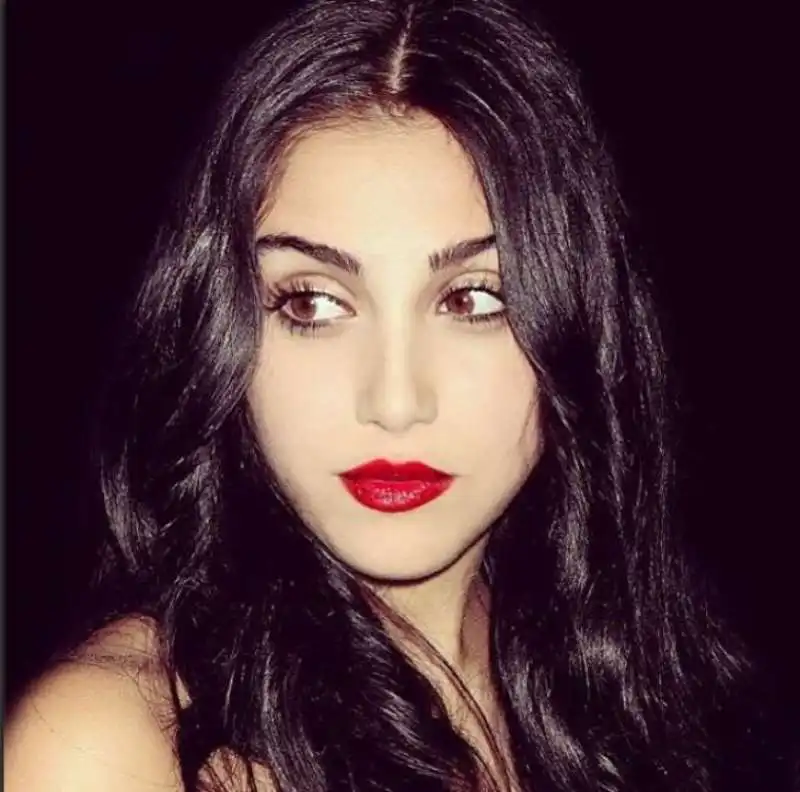 lourdes leon 28