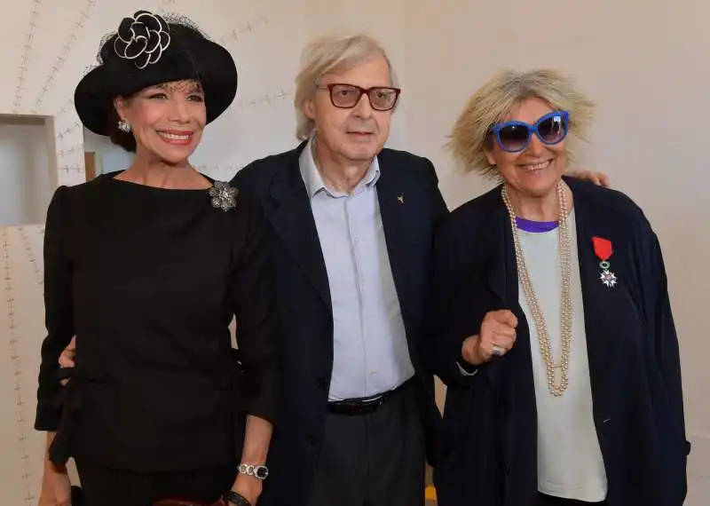 marisela federici  vittorio sgarbi  alda fendi  foto di bacco