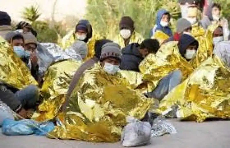 migranti lampedusa 8