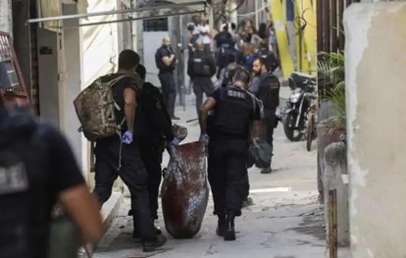 Morti nella Favela Jacarezinho