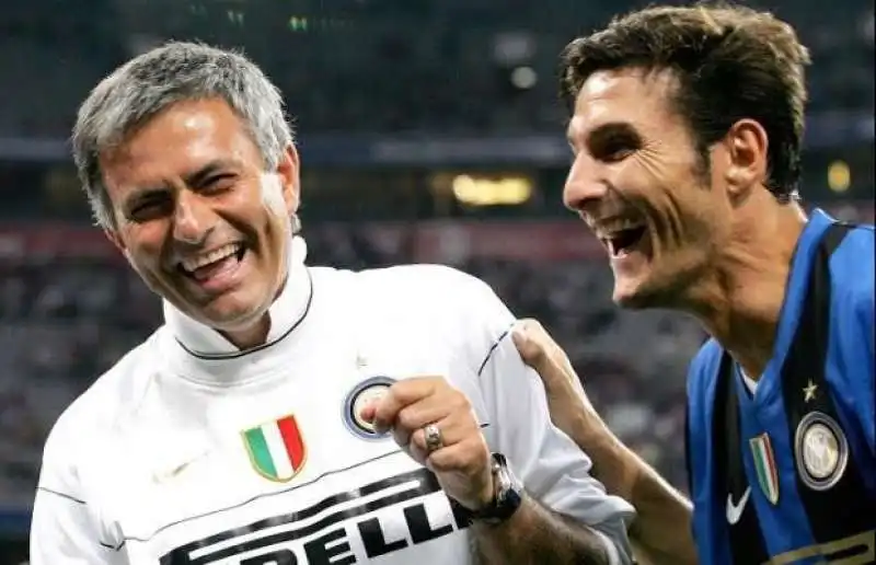 mourinho zanetti 8