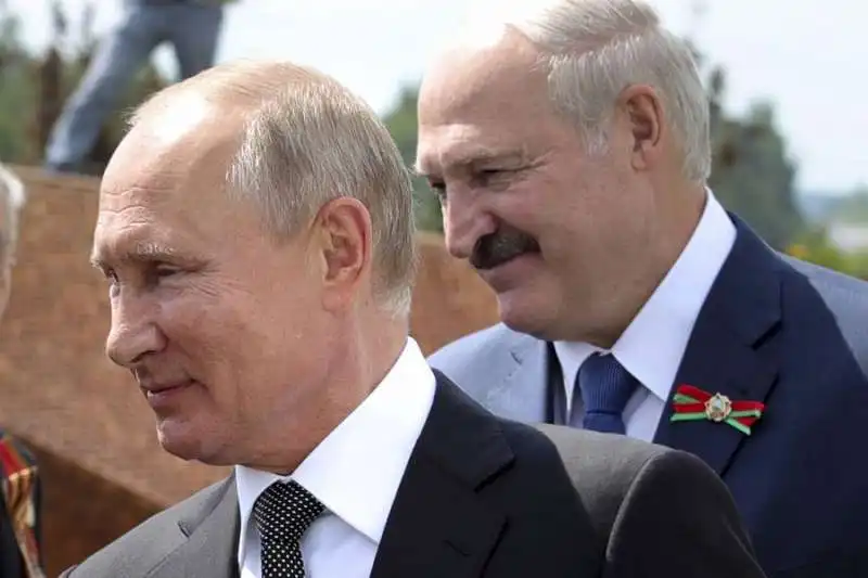 putin e lukashenko