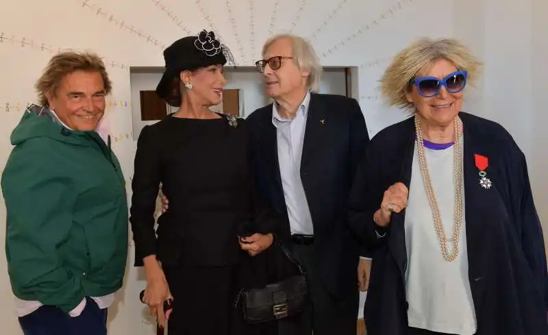 raffaele curi  marisela federici  vittorio sgarbi  alda fendi  foto di bacco