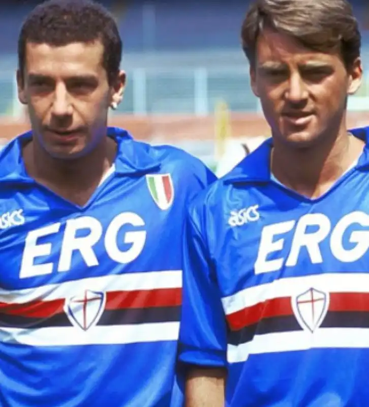 SCUDETTO SAMPDORIA VIALLI MANCINI