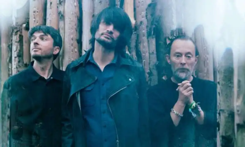 TOM SKINNER, JONNY GREENWOOD E THOM YORKE - THE SMILE 