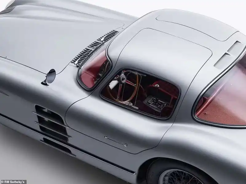 mercedes 300 slr coupe?? 3