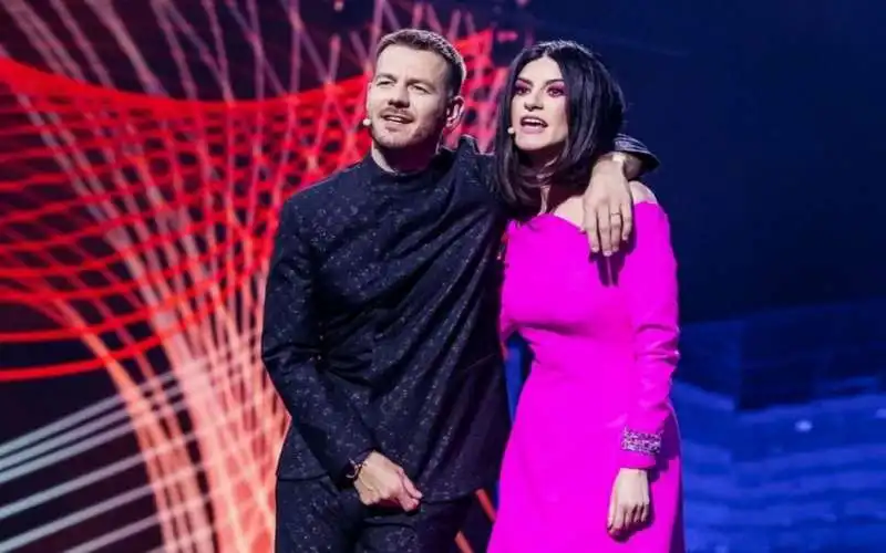 alessandro cattelan laura pausini