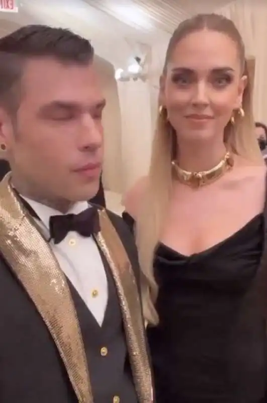 chiara ferragni e fedez al met gala 2022 6