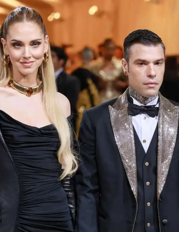 chiara ferragni e fedez al met gala 2022 7